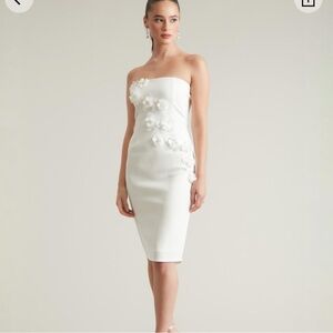 NWT Ivy & Blu flower white dress